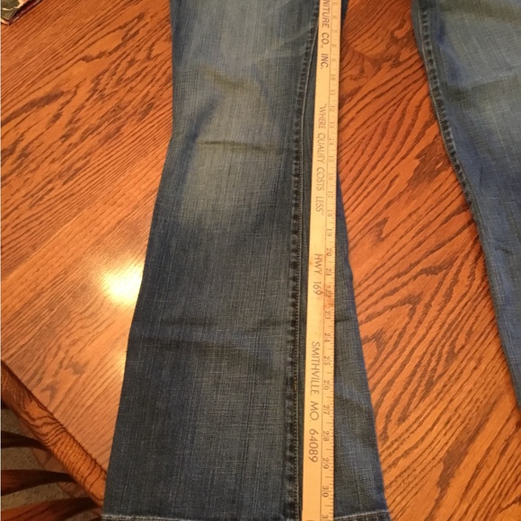 Express Fit & Flare Jeans    Size 12Long - Picture 9 of 10